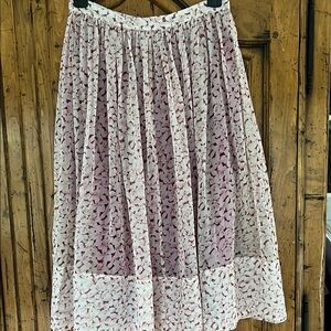 Elegant Pink Patterned Skirt